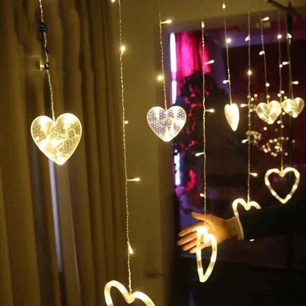Đèn LED nháy thả mành hình trái tim