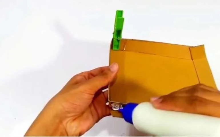cách làm đèn trang trí bằng giấy